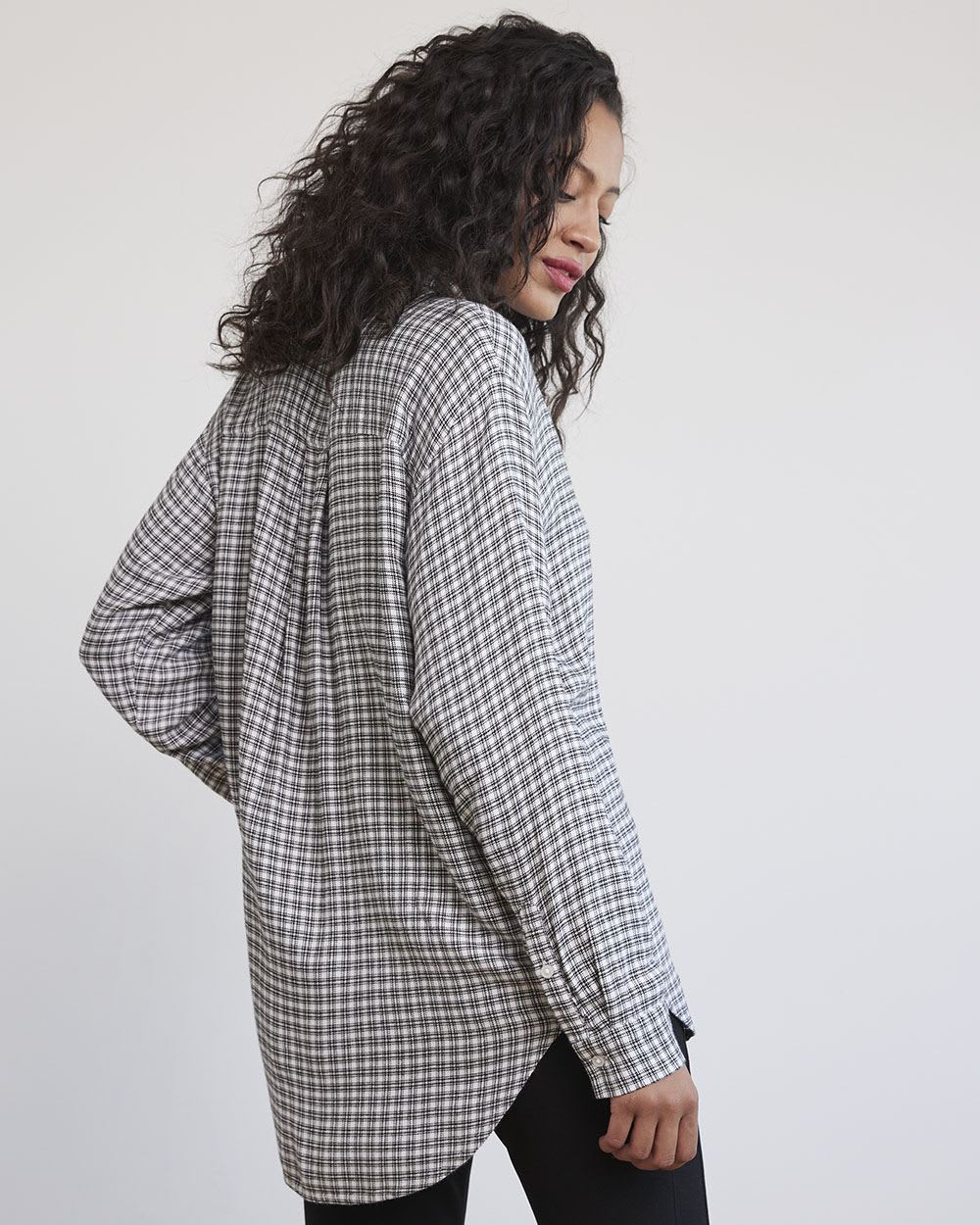Long-Sleeve Buttoned-Down Twill Blouse