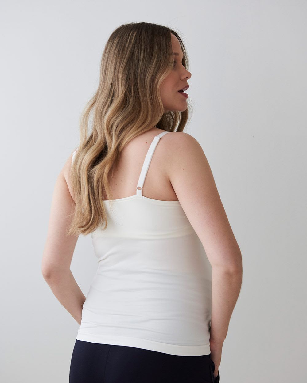 Seamless Scoop-Neck Nursing Cami - Thyme Maternity