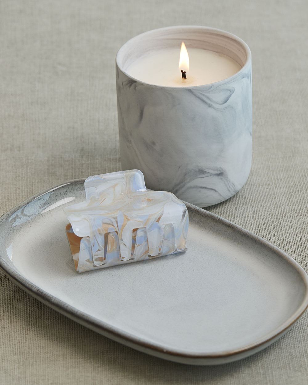 Floral Acrylic Hair Gripper