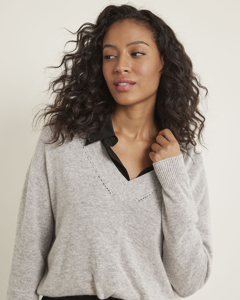 Long-Sleeve V-Neck Cashmere-Blend Sweater
