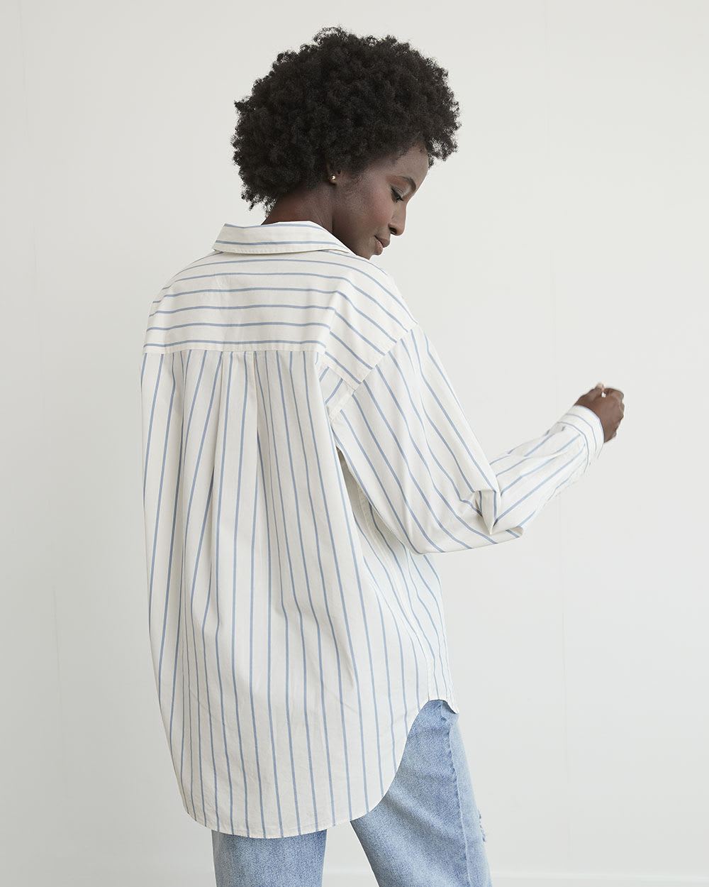 Long-Sleeve Buttoned-Down Poplin Blouse