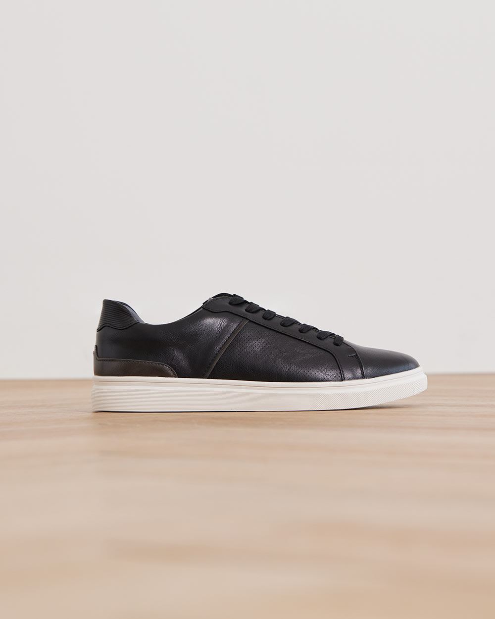 Steve Madden (TM) - Slade Casual Shoes