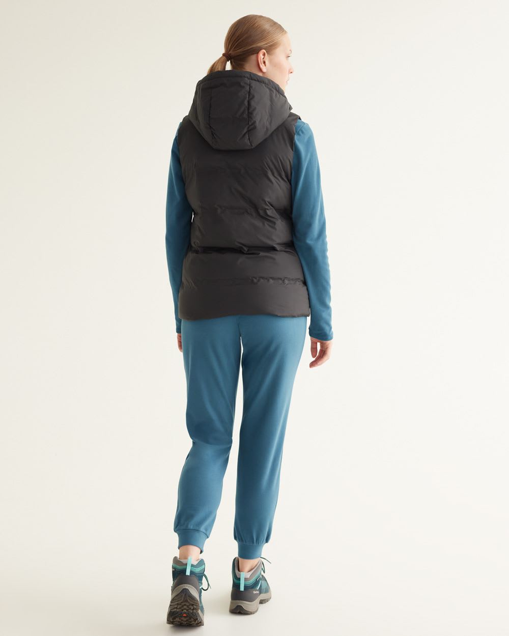 Sleeveless Vest - Hyba