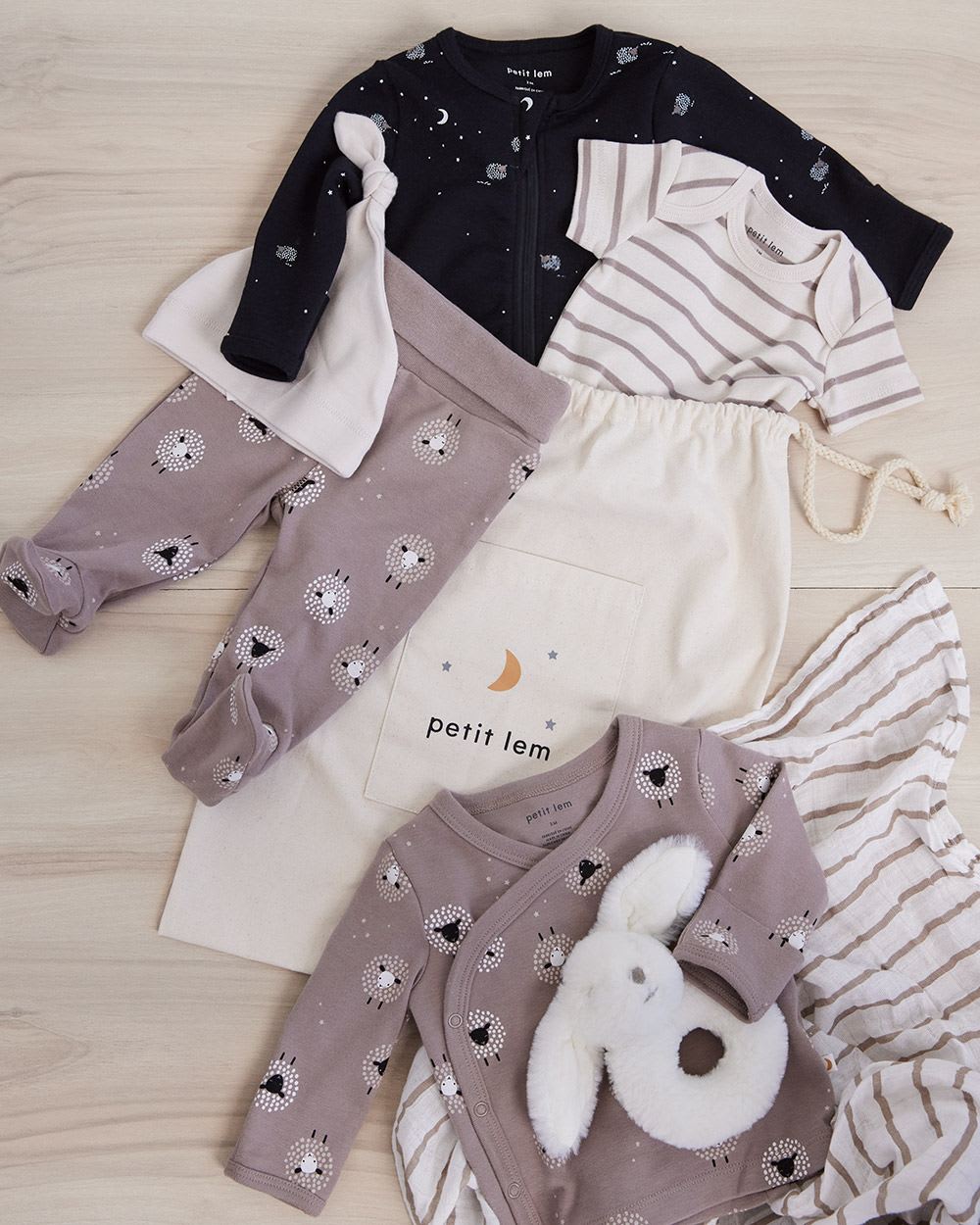 Baby Set with Lambs - Petit Lem