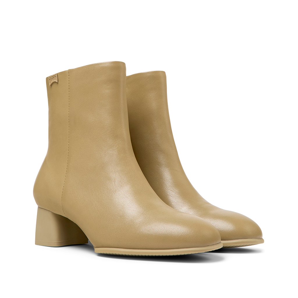 Camper Katie in Medium