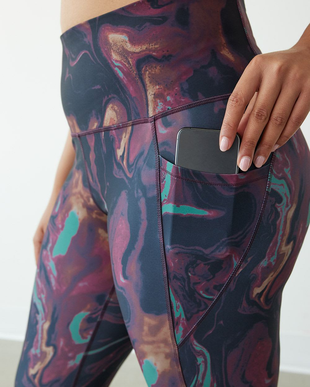 High-Rise Pulse Legging with Pockets, Hyba