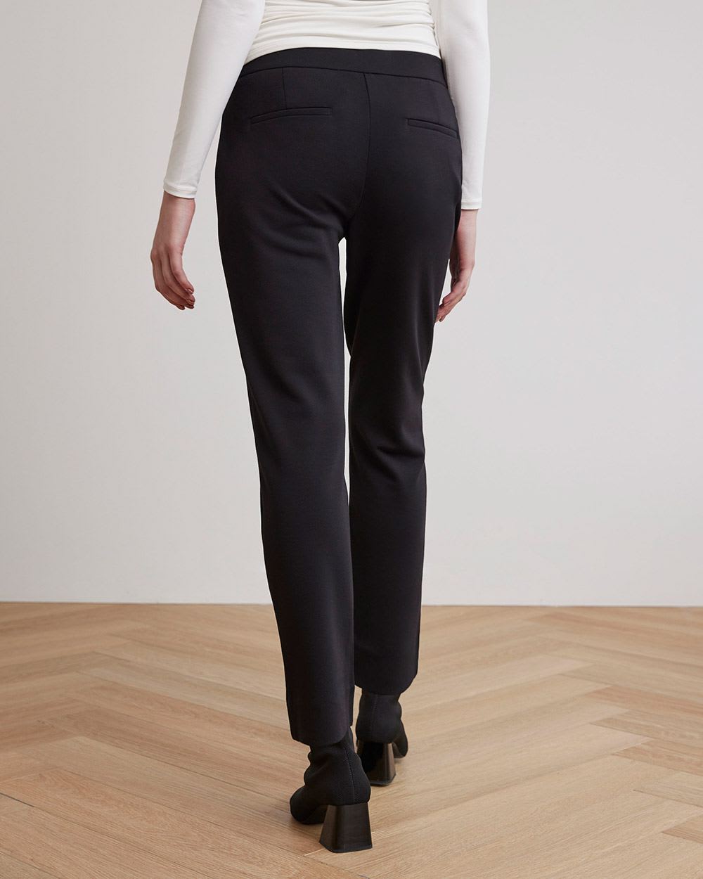 Straight-Leg Mid-Rise Black Ankle Pant