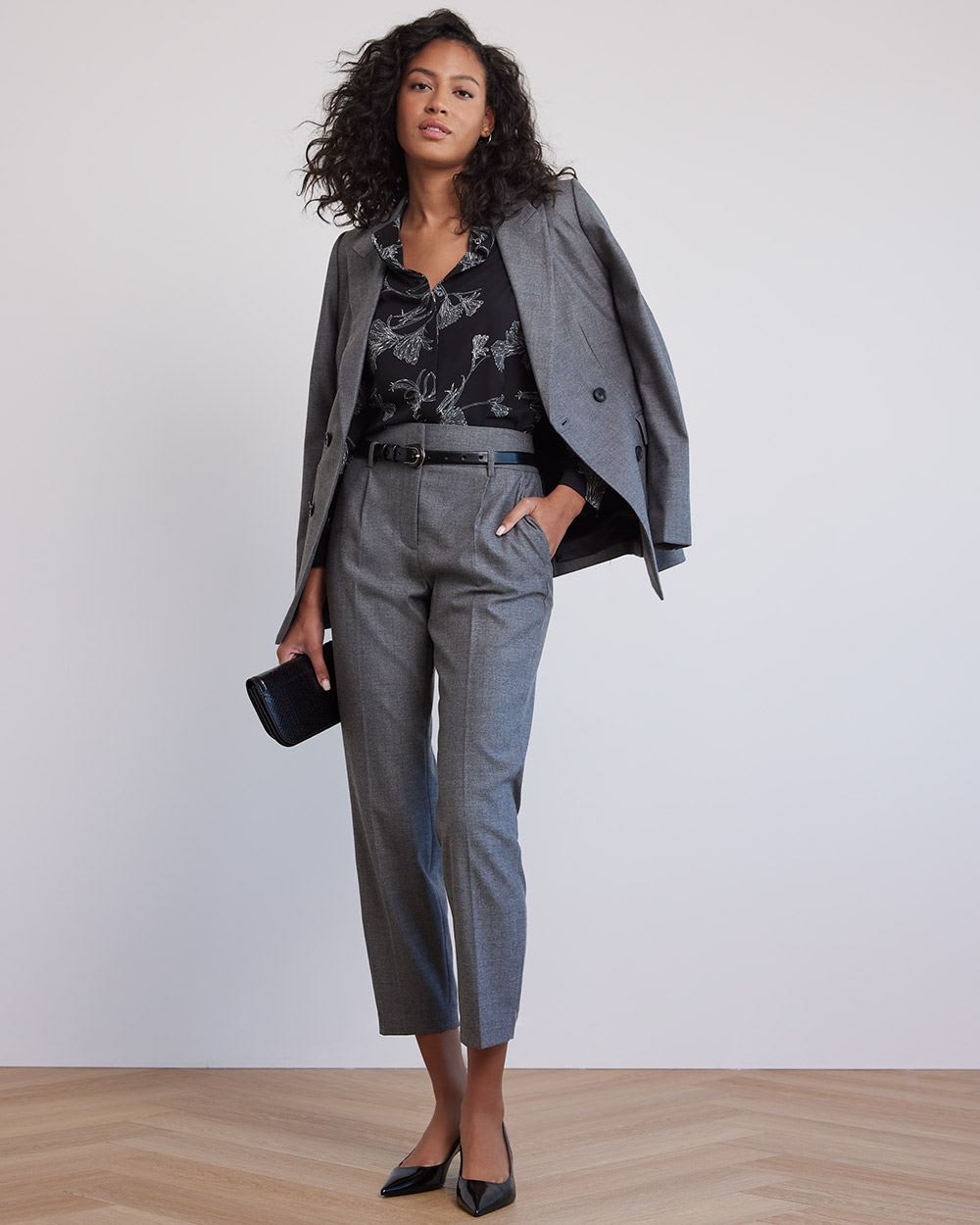 Long-Sleeve Buttoned-Down Silky Crepe Blouse