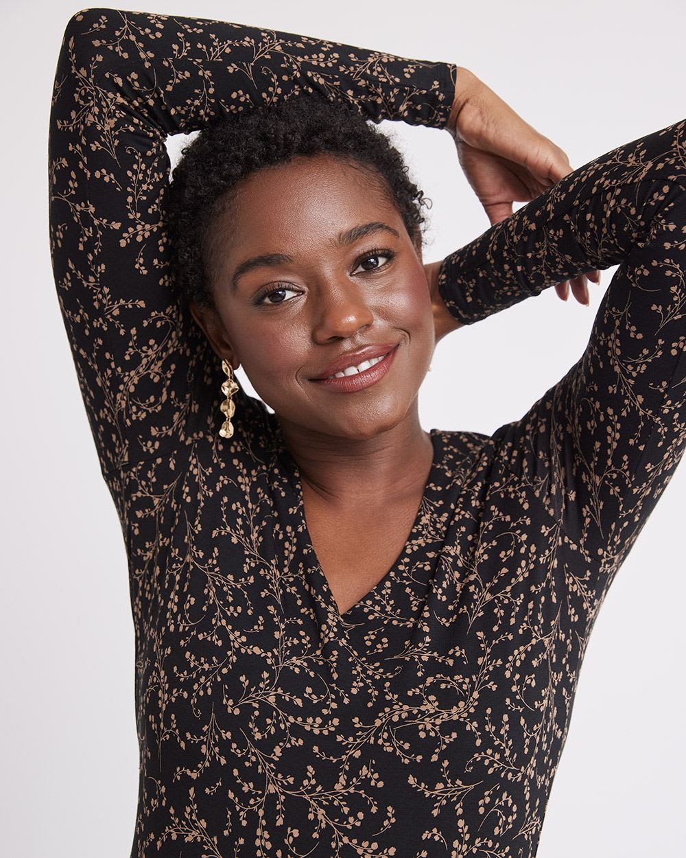 Fitted Long-Sleeve V-Neck Tee