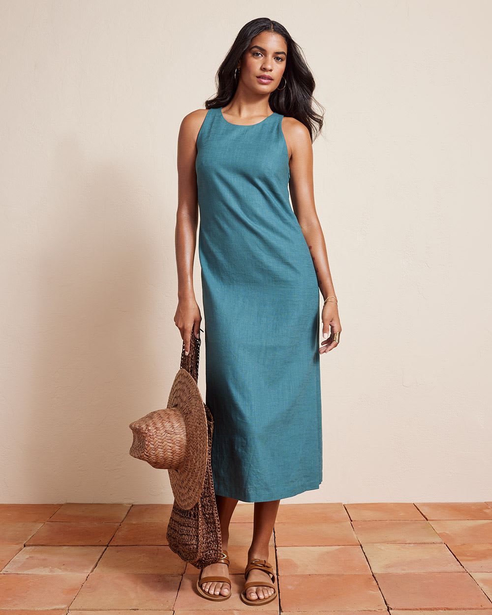 Sleeveless Crew-Neck Linen Shift Midi Dress