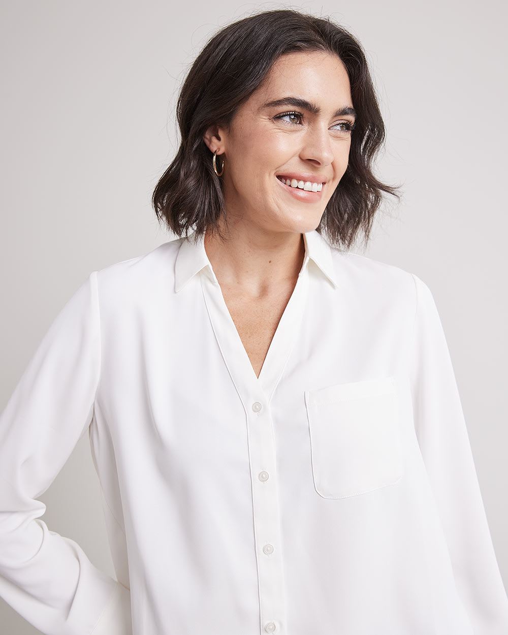 Long-Sleeve Buttoned-Down Crepe Blouse