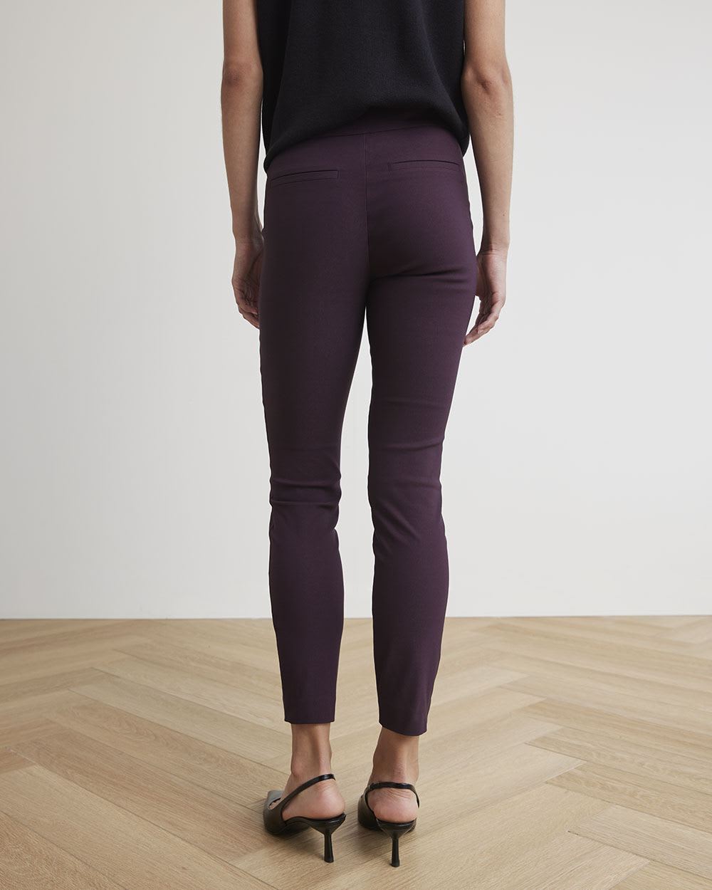 Solid High-Rise City Legging Pant