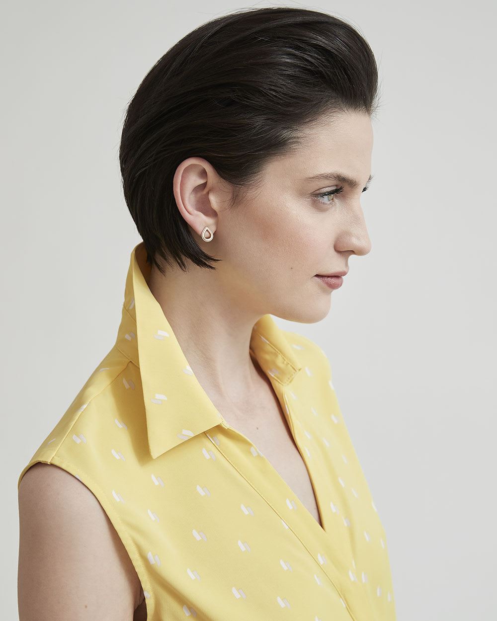 Sleeveless Buttoned-Down Sateen Blouse