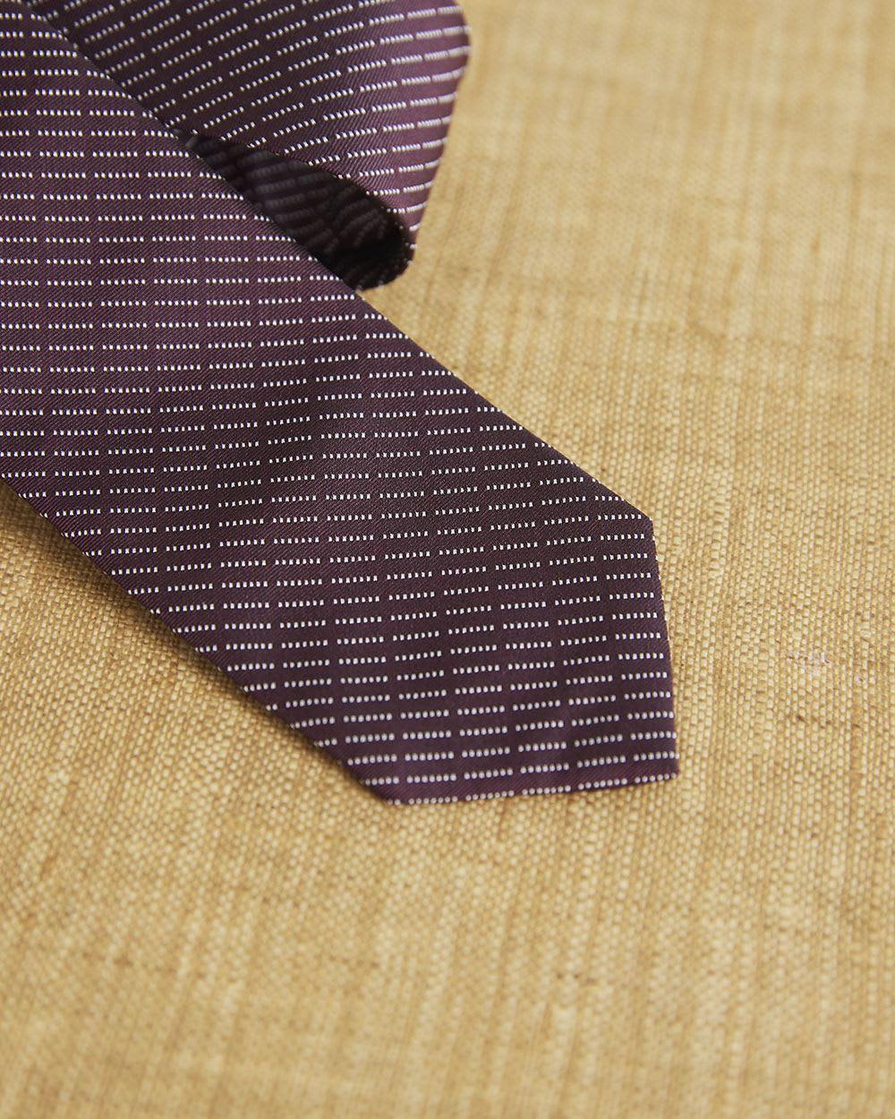 Red Skinny Tie with Geometric Pattern