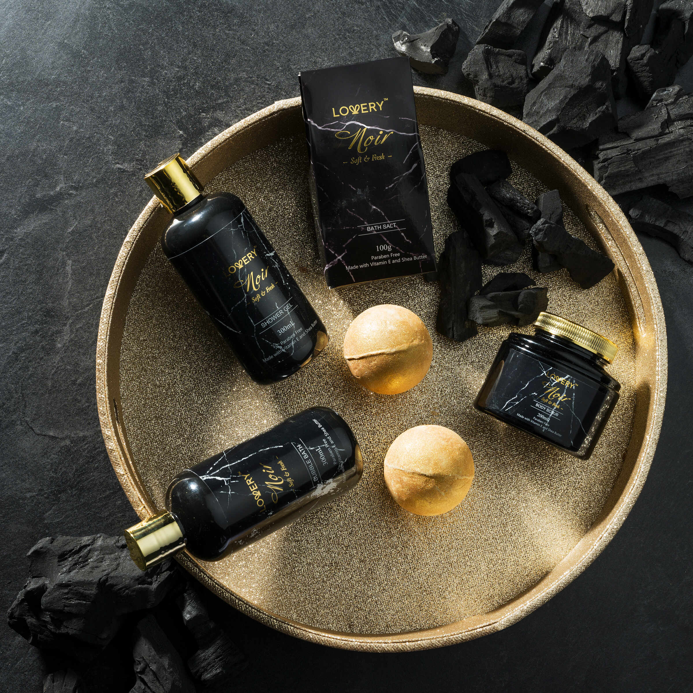 Lovery Deluxe Noir Bath And Body Kit With 24 Karate Gold Bath Bombs - Relaxing Spa Bag