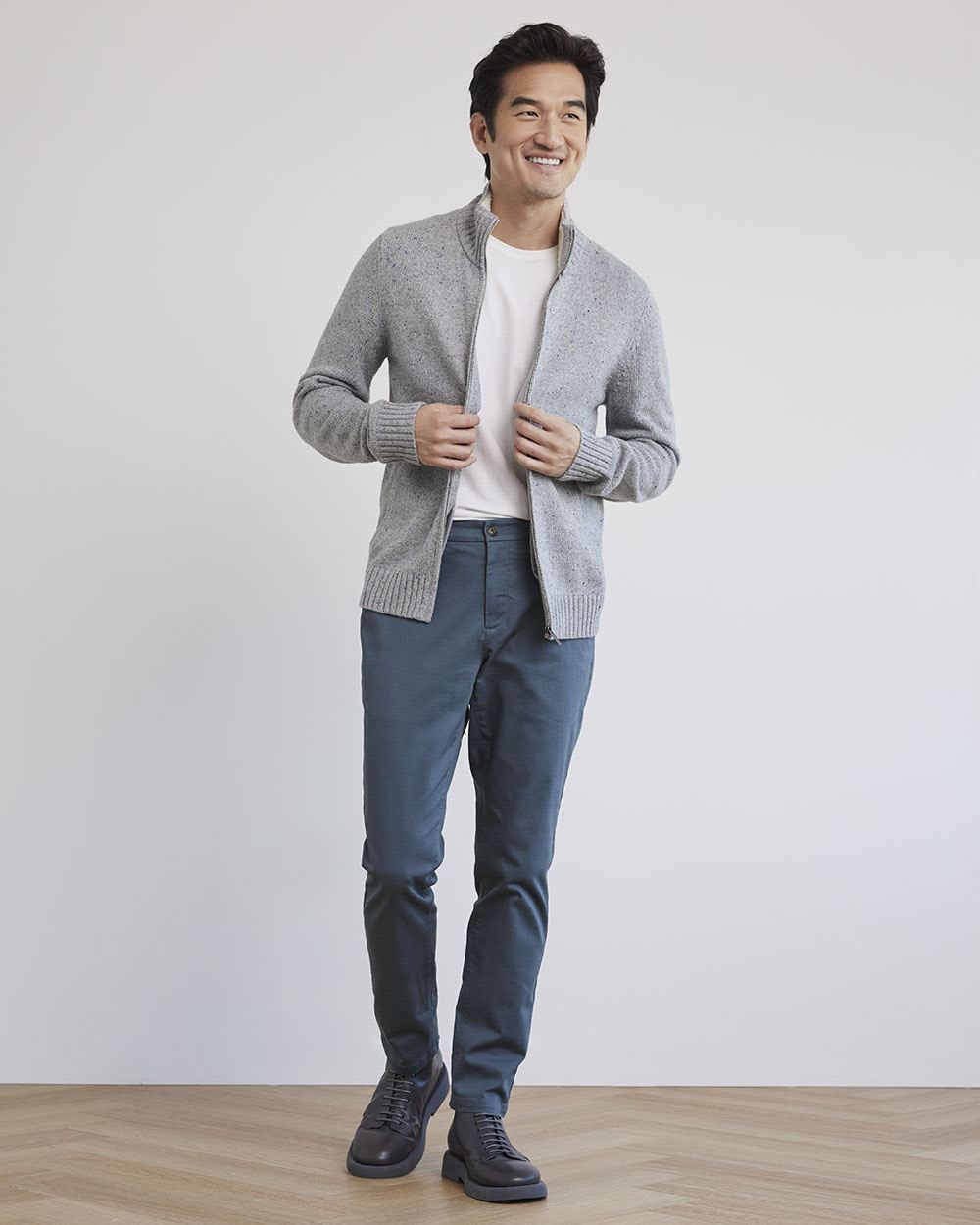 PowerFlexx (R) Slim Fit Chino Pants