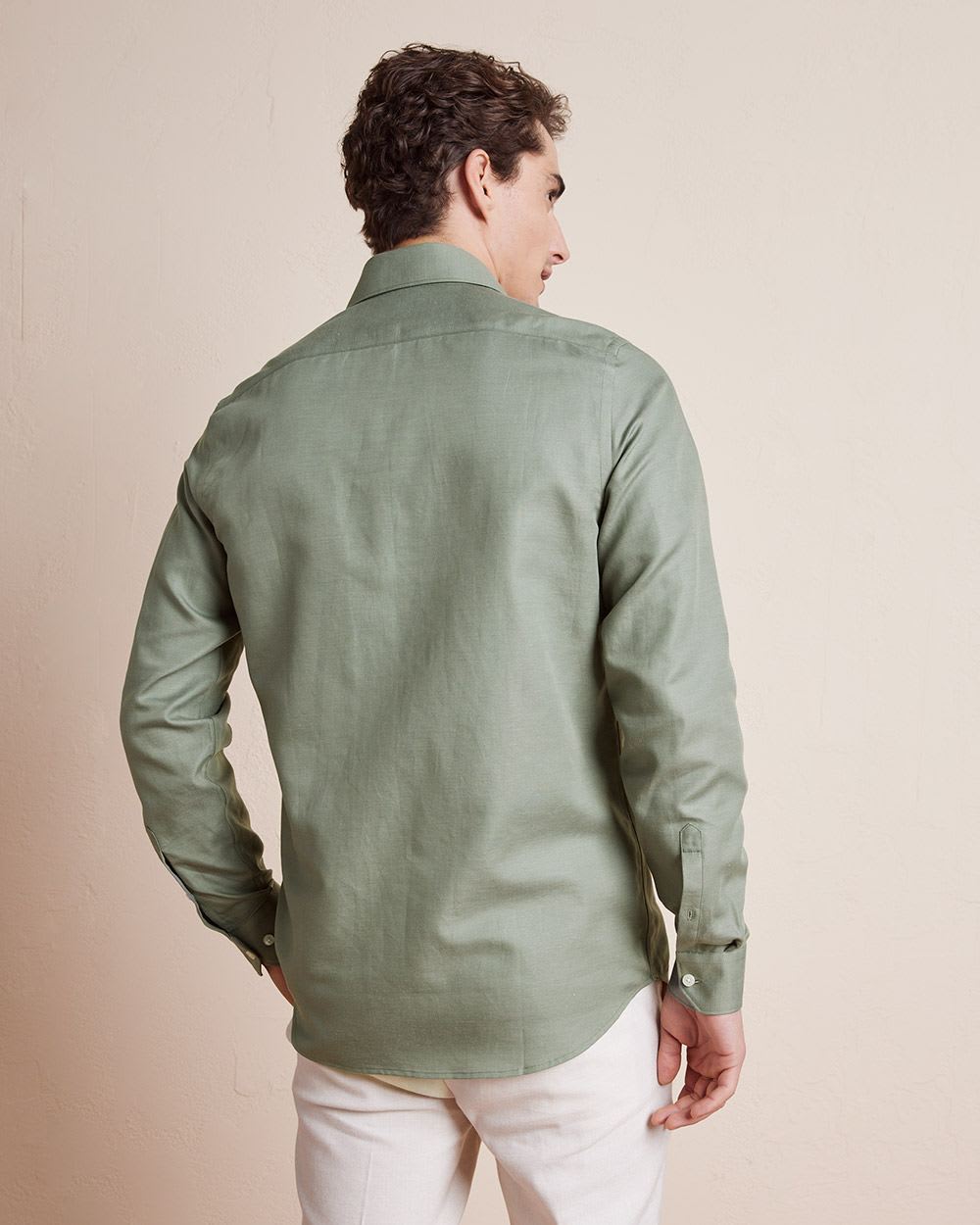 Tailored-Fit Linen Dress Shirt