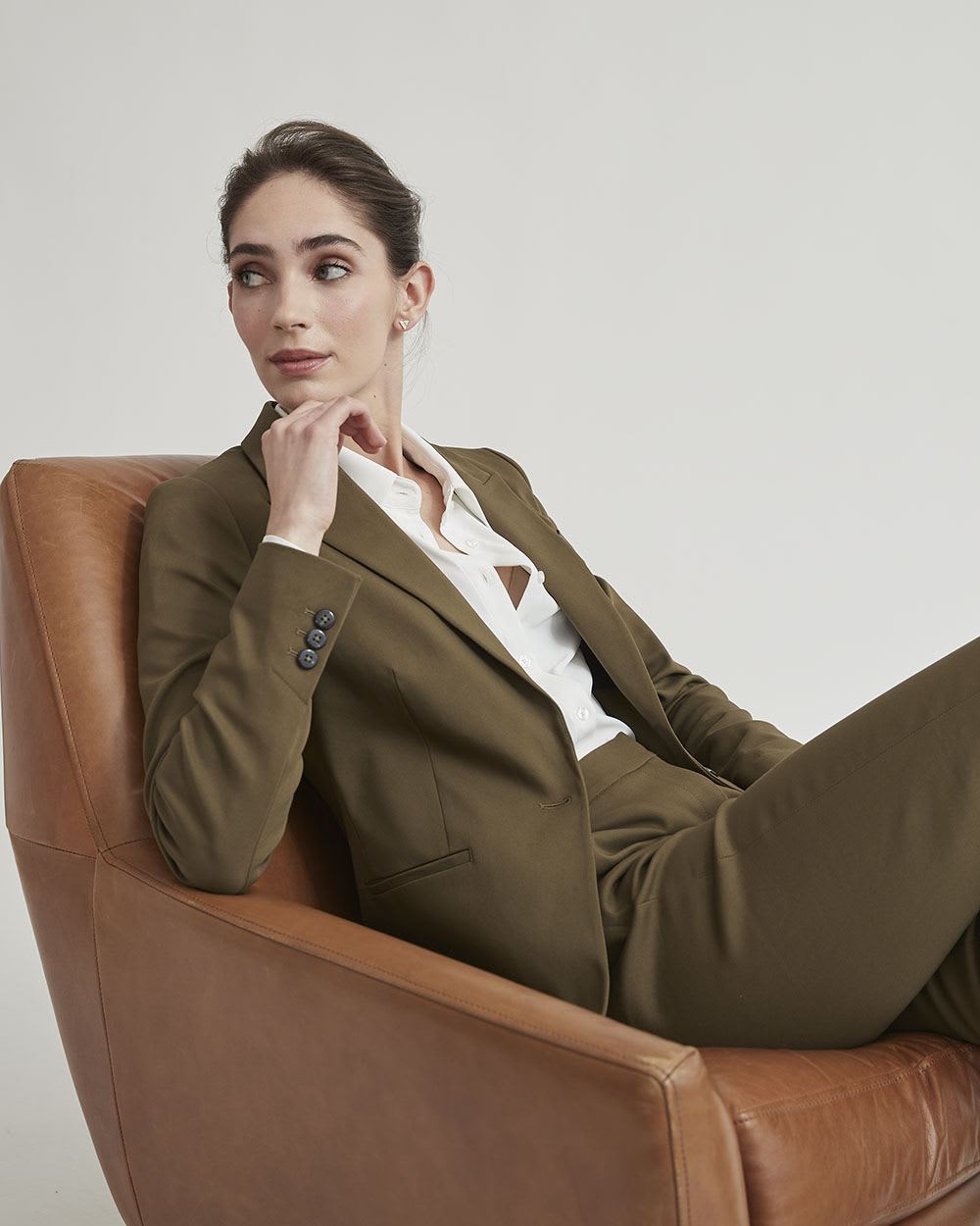 Mid-Rise Long Slim-Leg Solid Signature Pant - 31.5"