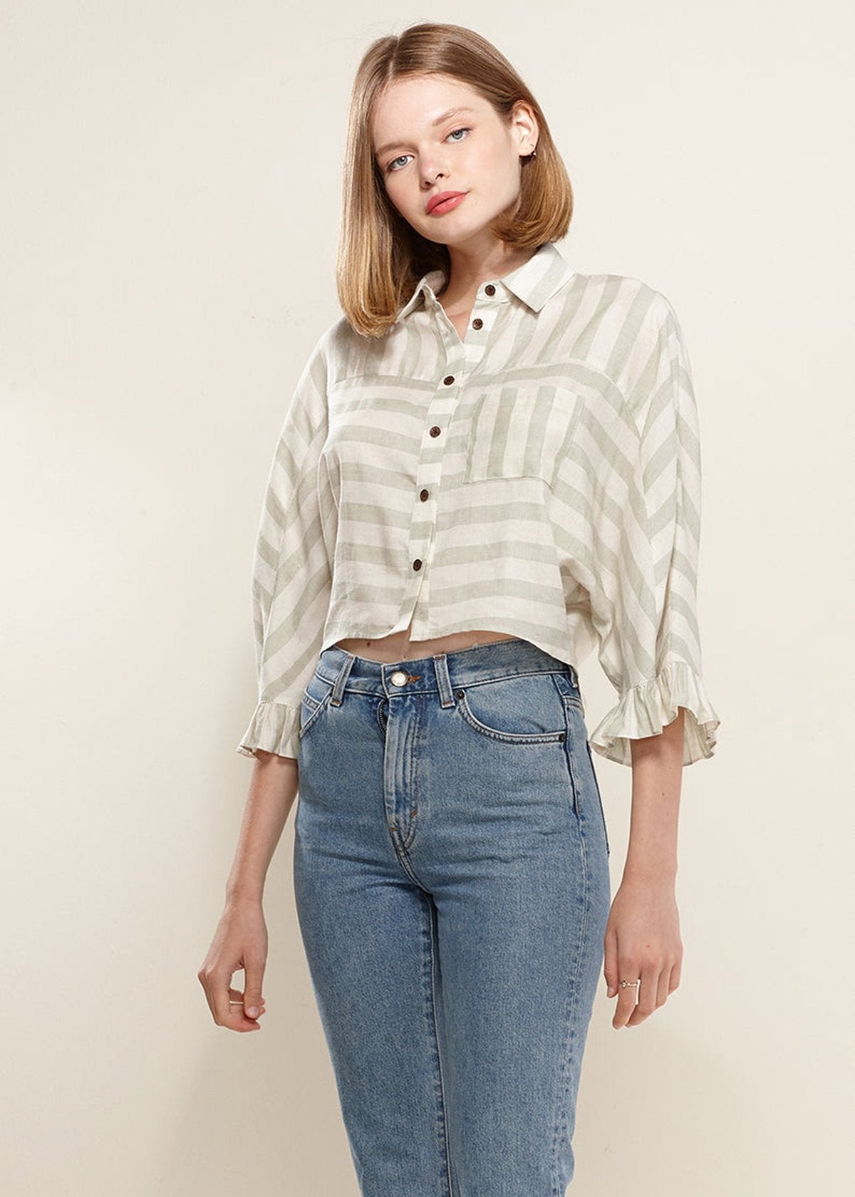 Nurode Button Down Cropped Shirt