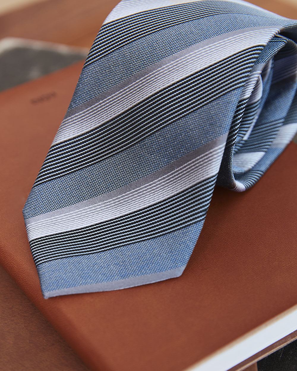 Navy Regular Tie with Stripes