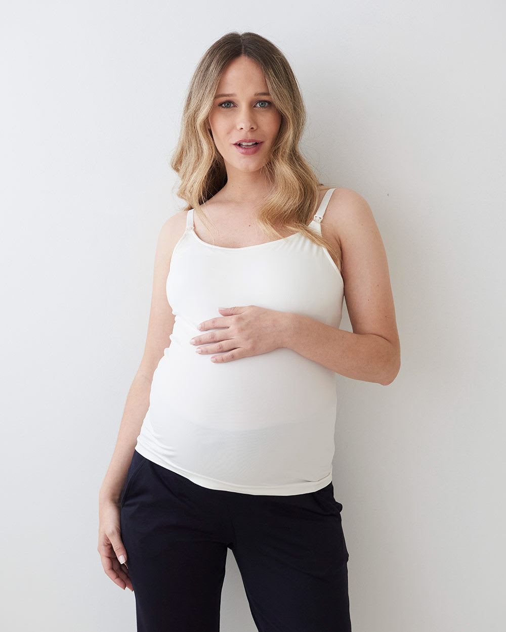 Seamless Scoop-Neck Nursing Cami - Thyme Maternity
