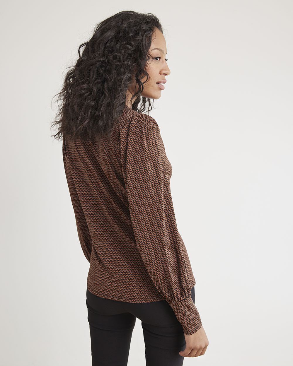 Crew-Neck T-Shirt with Long Puffy Sleeves