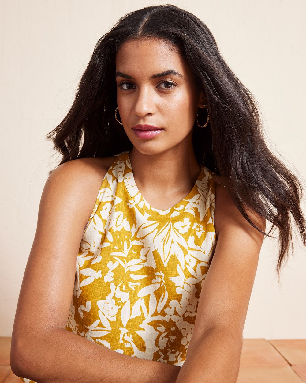 Sleeveless Halter-Neck Linen Shift Dress