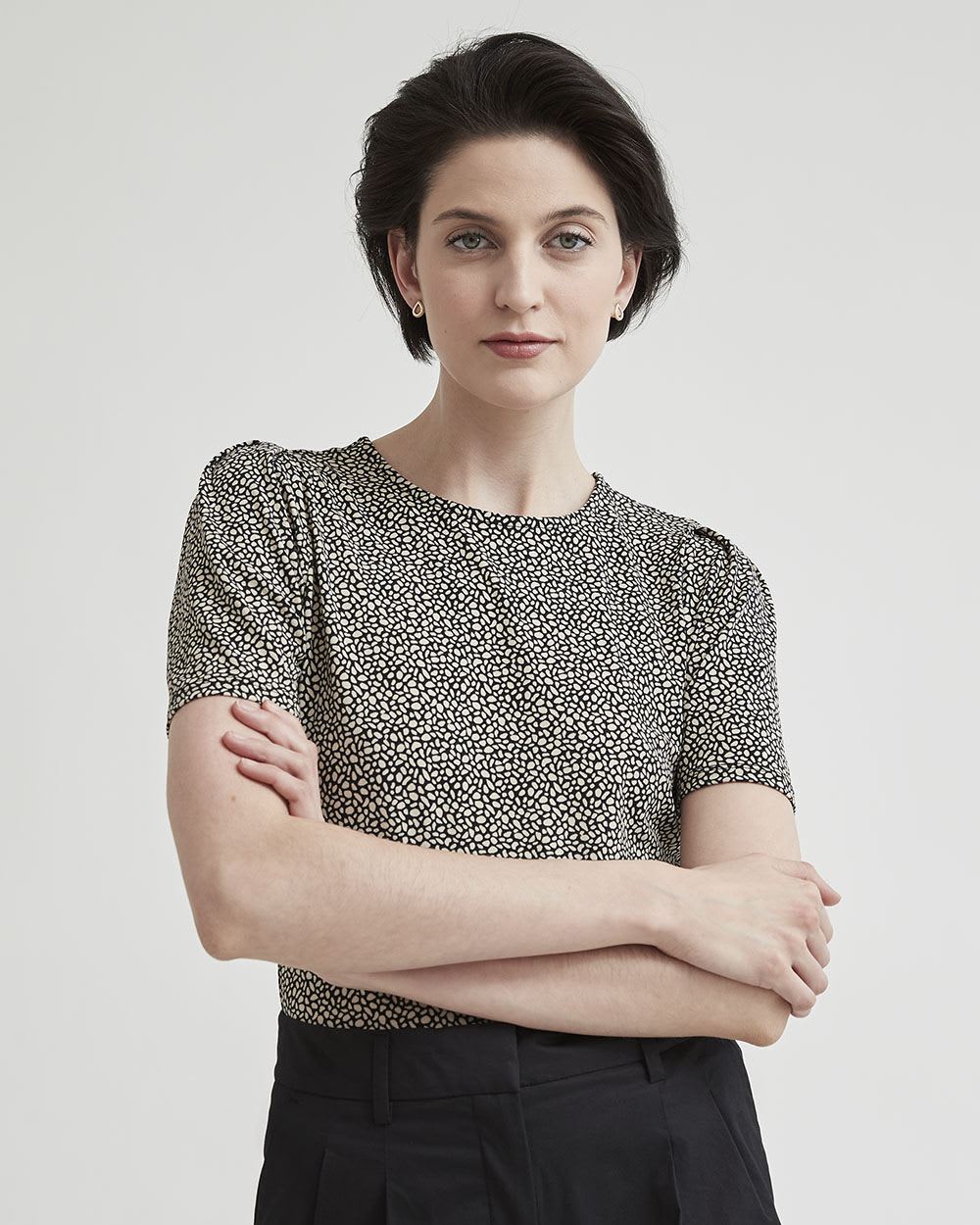 Crew-Neck T-Shirt with Short Puffy Sleeves