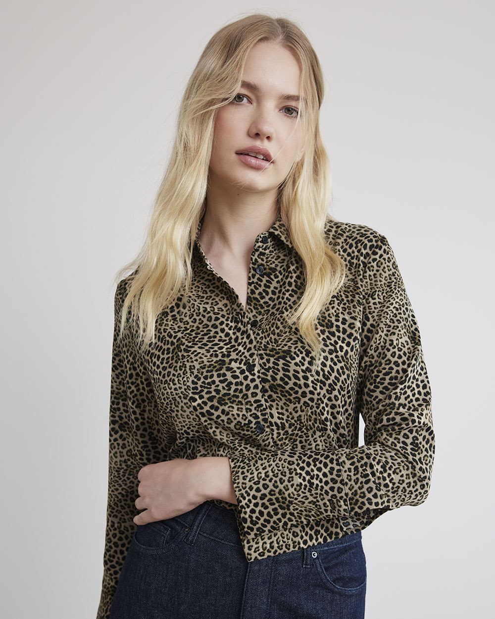 Long-Sleeve Buttoned-Down Twill Blouse