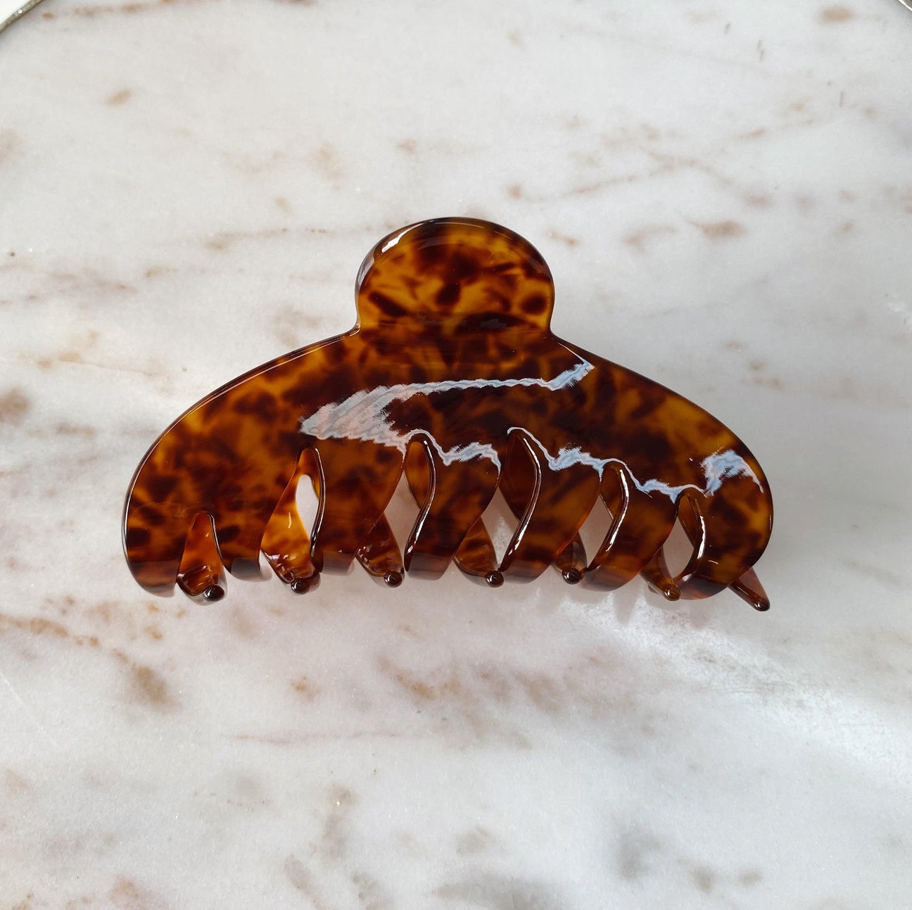 Horace Jewelry - Rounded acetate hair clip