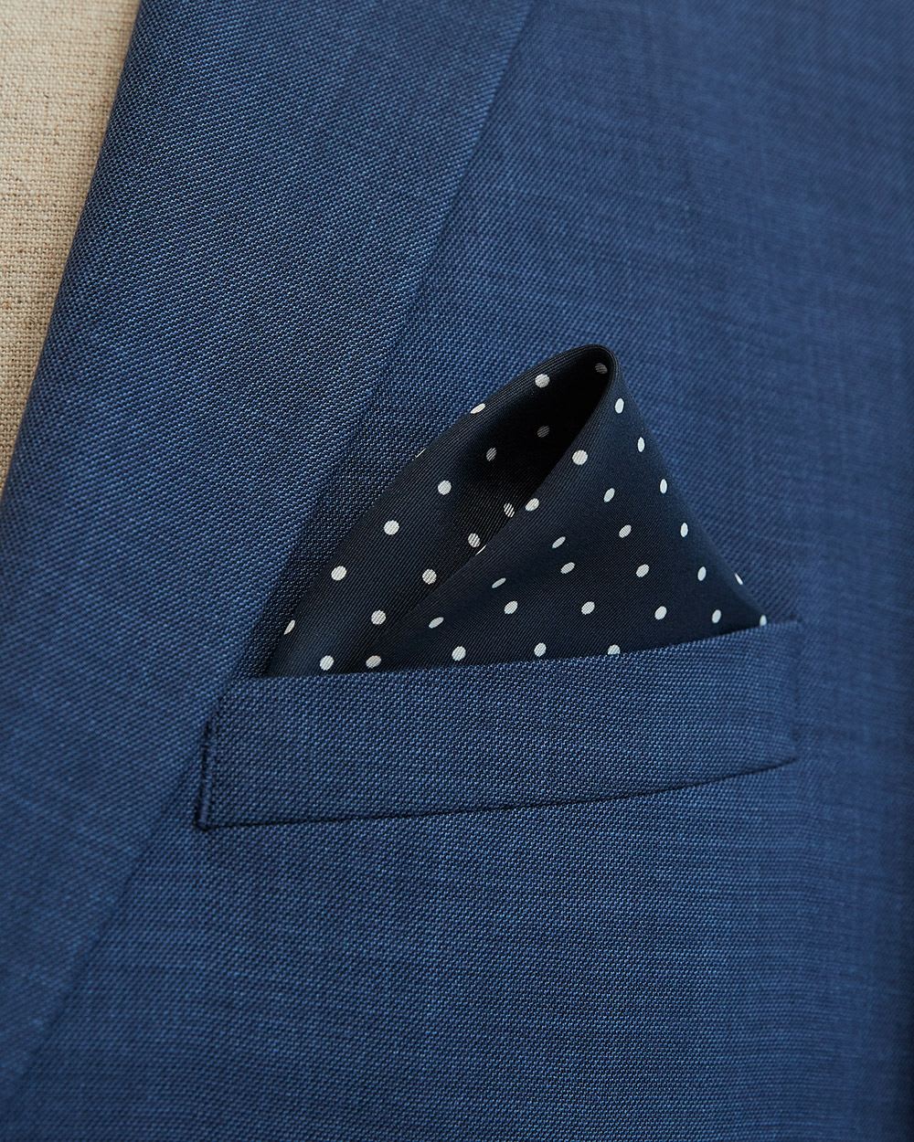 Light Handkerchief with 4 Way Pattern