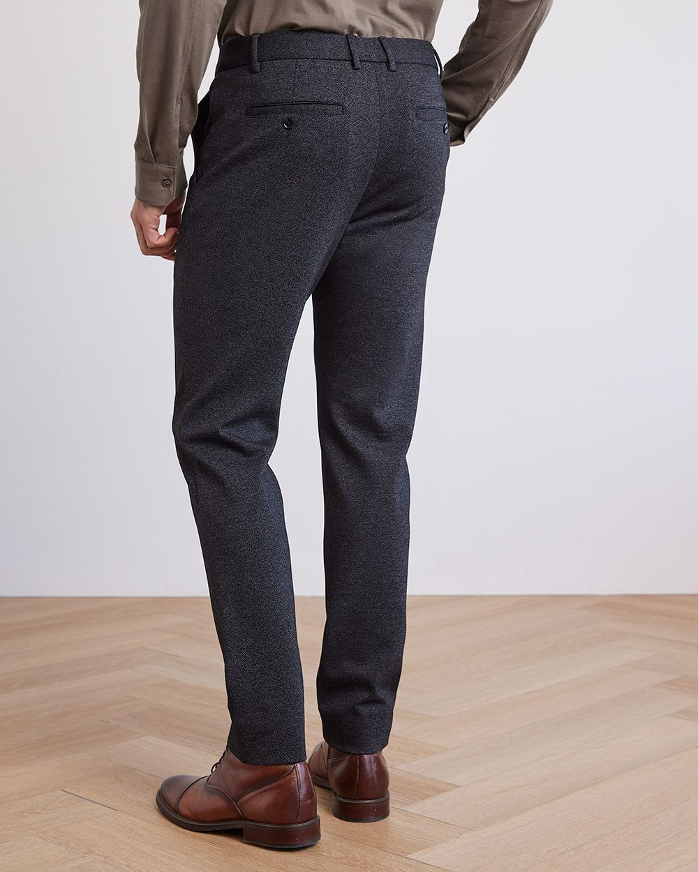 Slim-Fit Dark Grey Knit City Pant