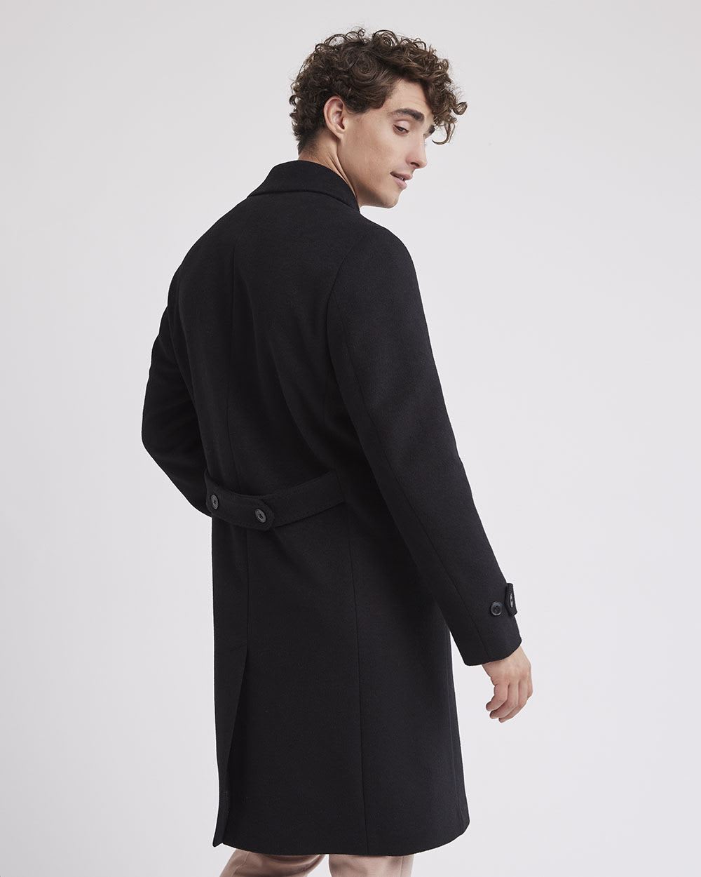 Classic Wool Coat with Tailored Collar