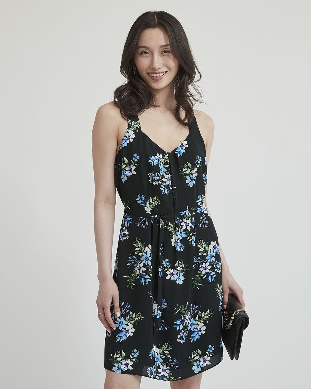 Silky Crepe Sleeveless Shift Dress