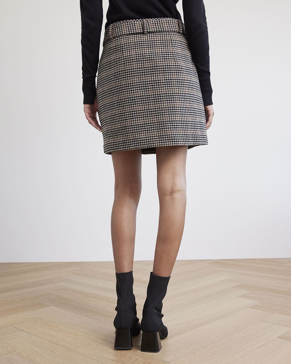 High-Rise Short Houndstooth Skirt