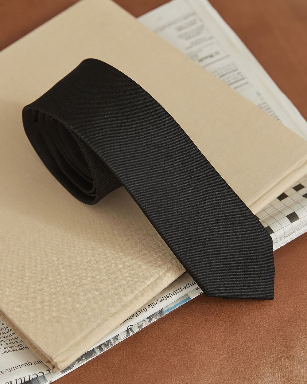 Regular Black Solid Tie