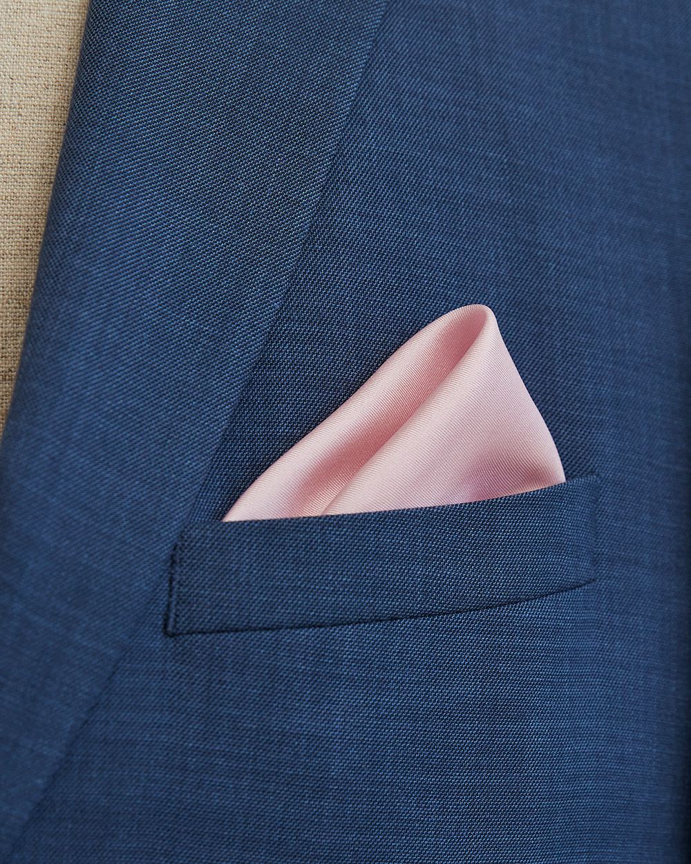 Light Handkerchief with 4 Way Pattern