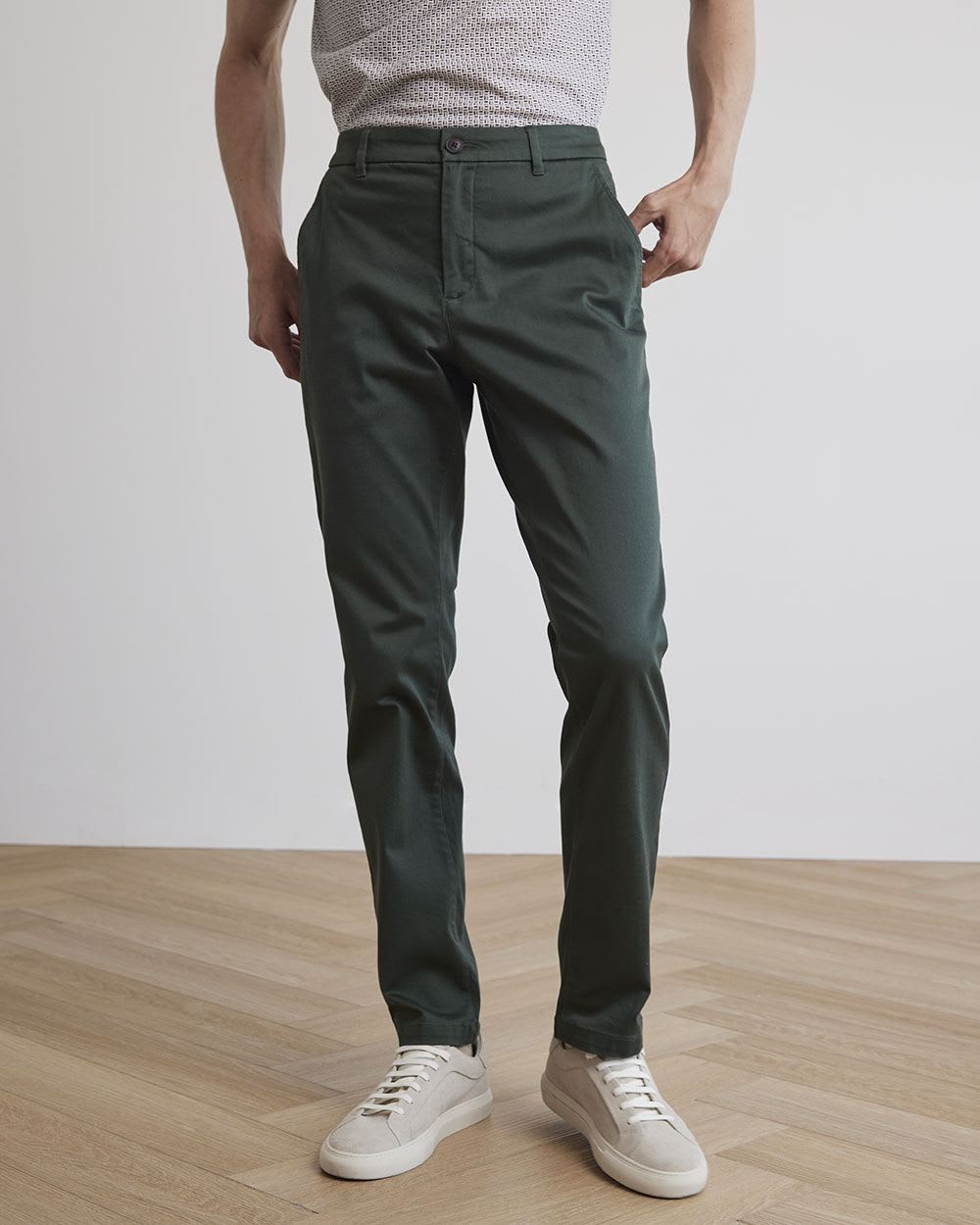 PowerFlexx (R) Slim Fit Chino Pants