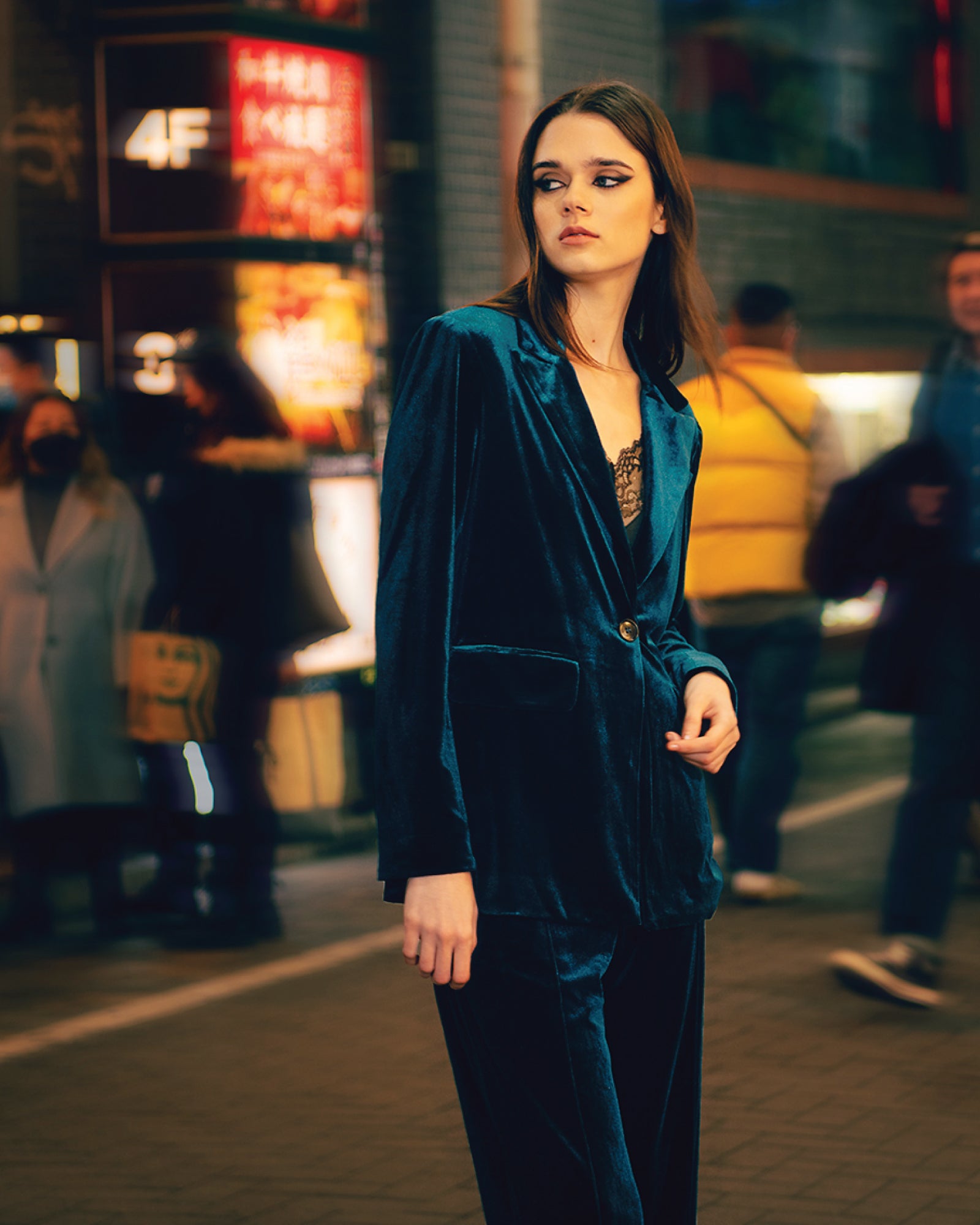 Belle & Bloom Eternity Velvet Blazer