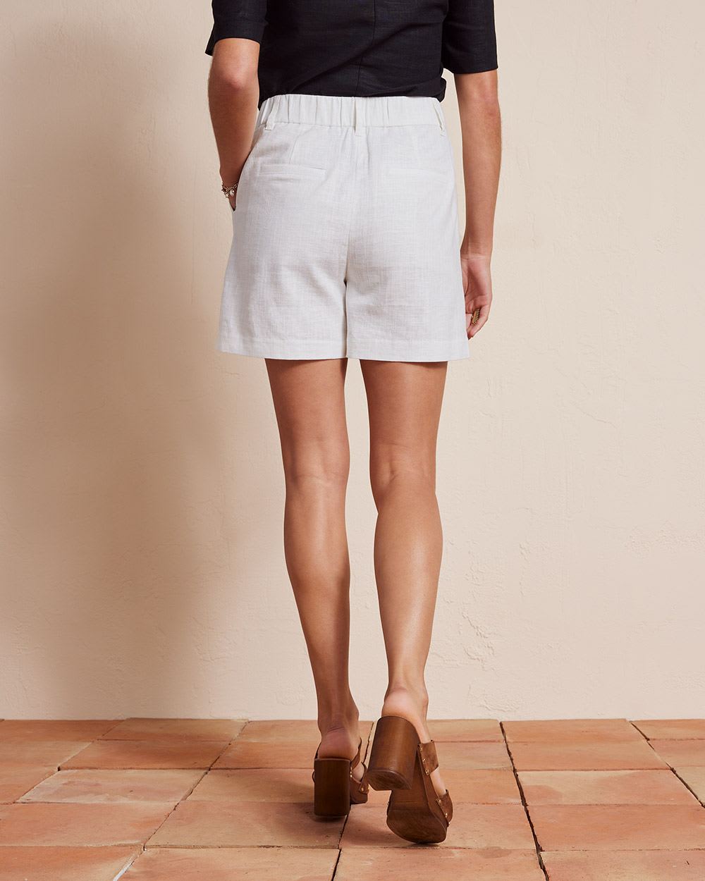 Linen High-Waisted Short