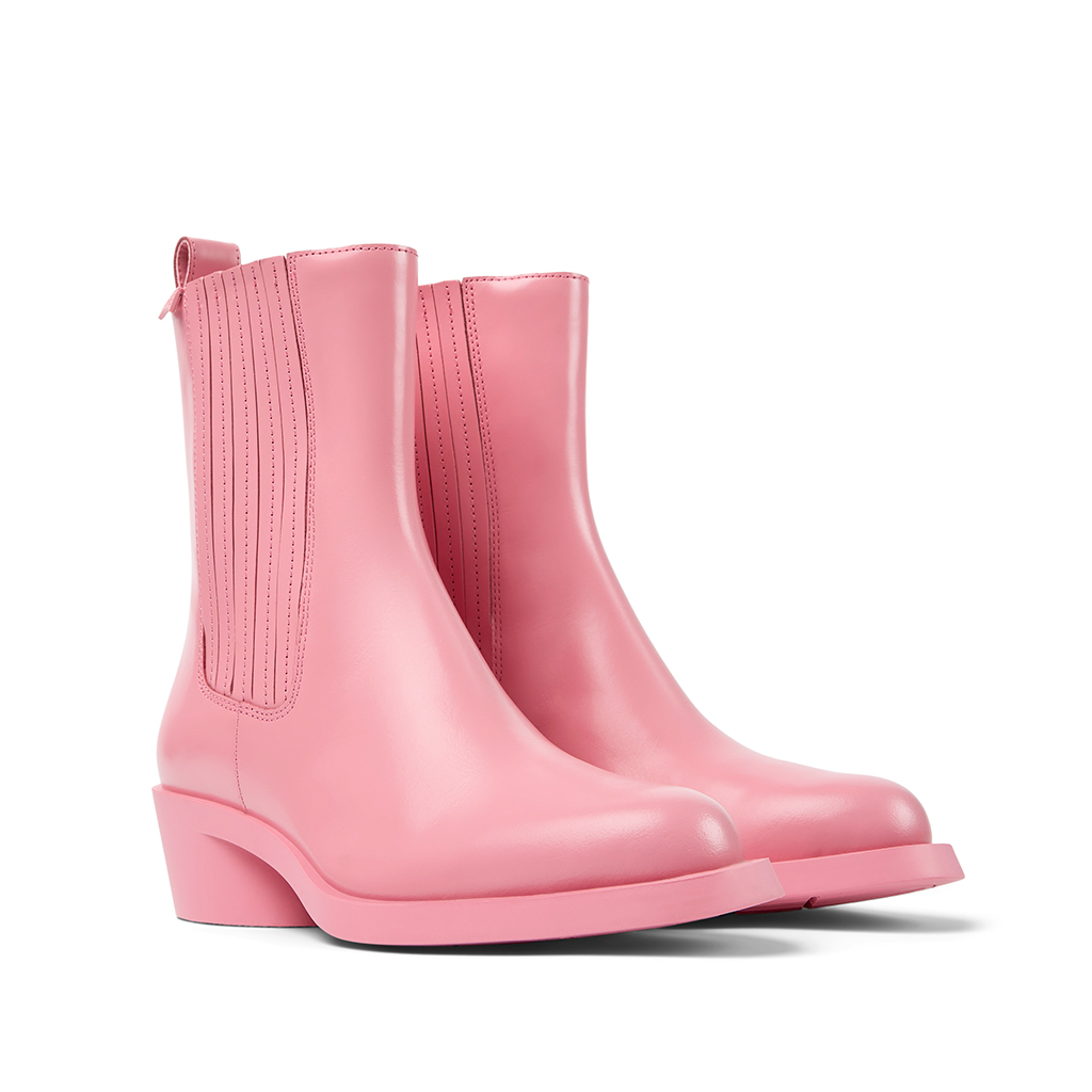 Camper Bonnie in Burgundy