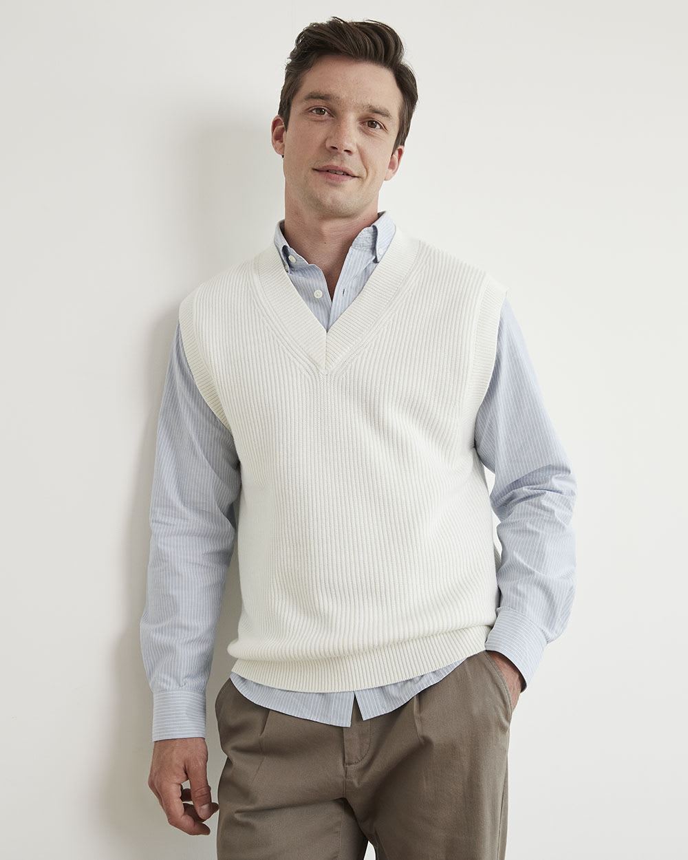 V-Neck Solid Sweater Vest