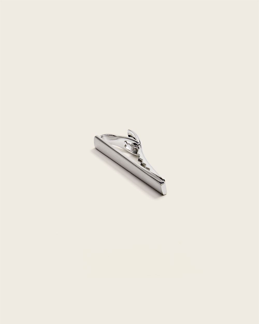 Matt silver tie bar
