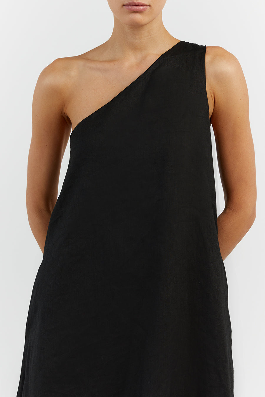 AMBER BLACK ONE SHOULDER MIDI DRESS