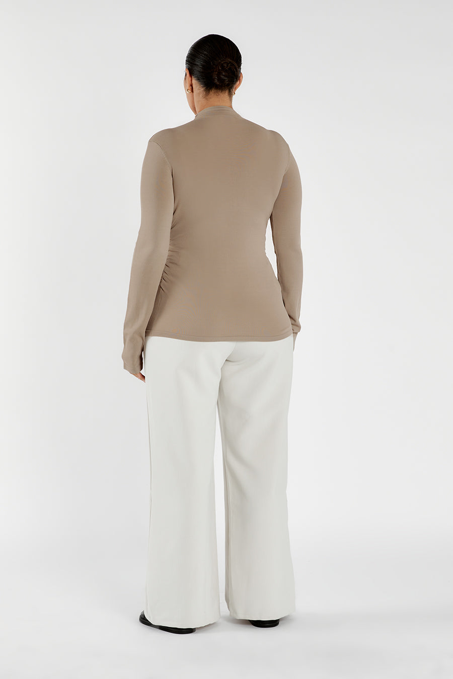 NIX TAUPE LONG SLEEVE KNIT TOP