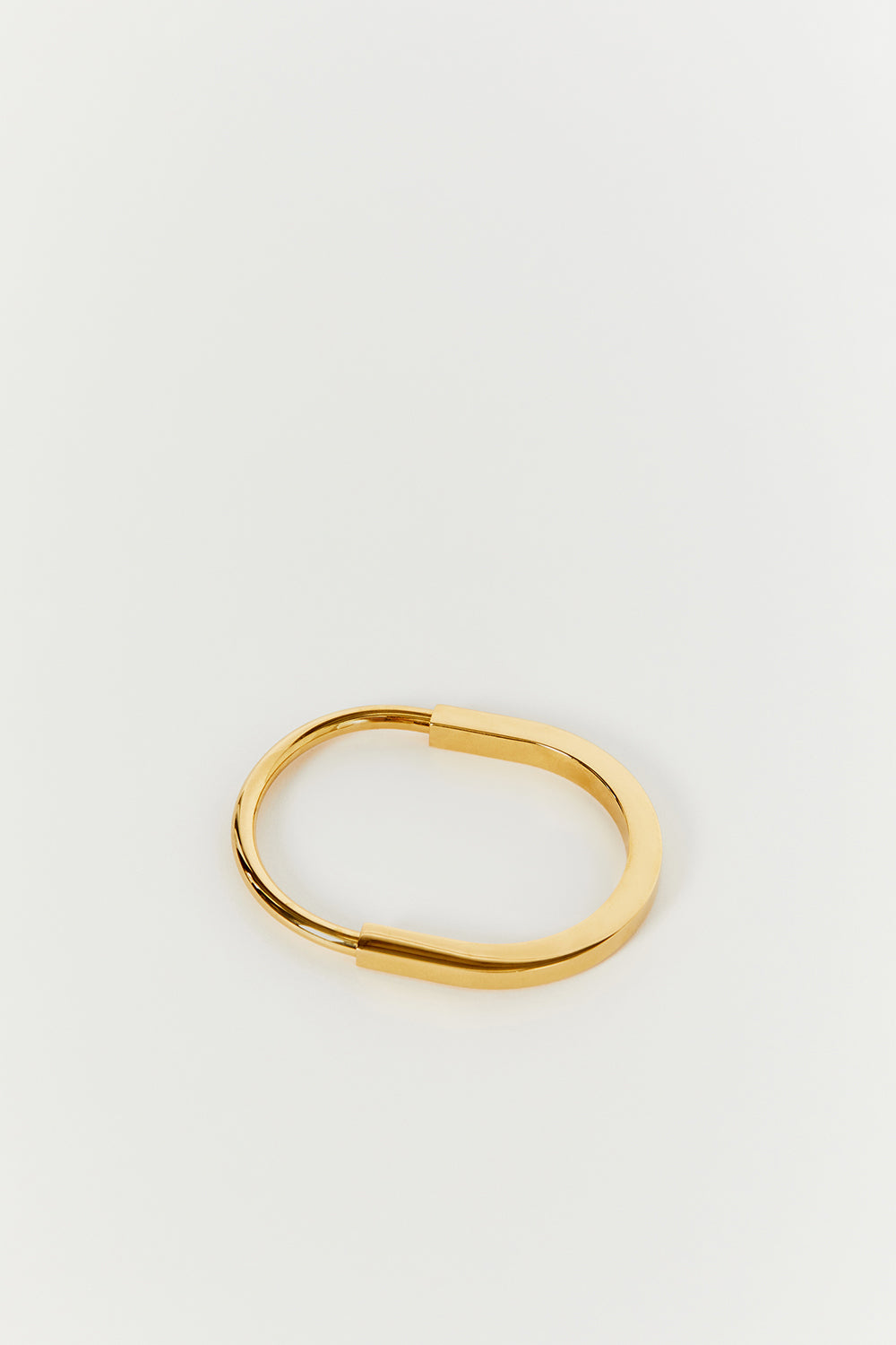 PORTER DISC LOCK GOLD BANGLE