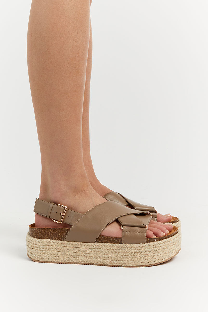 ALIAS MAE WILLA LATTE SANDAL