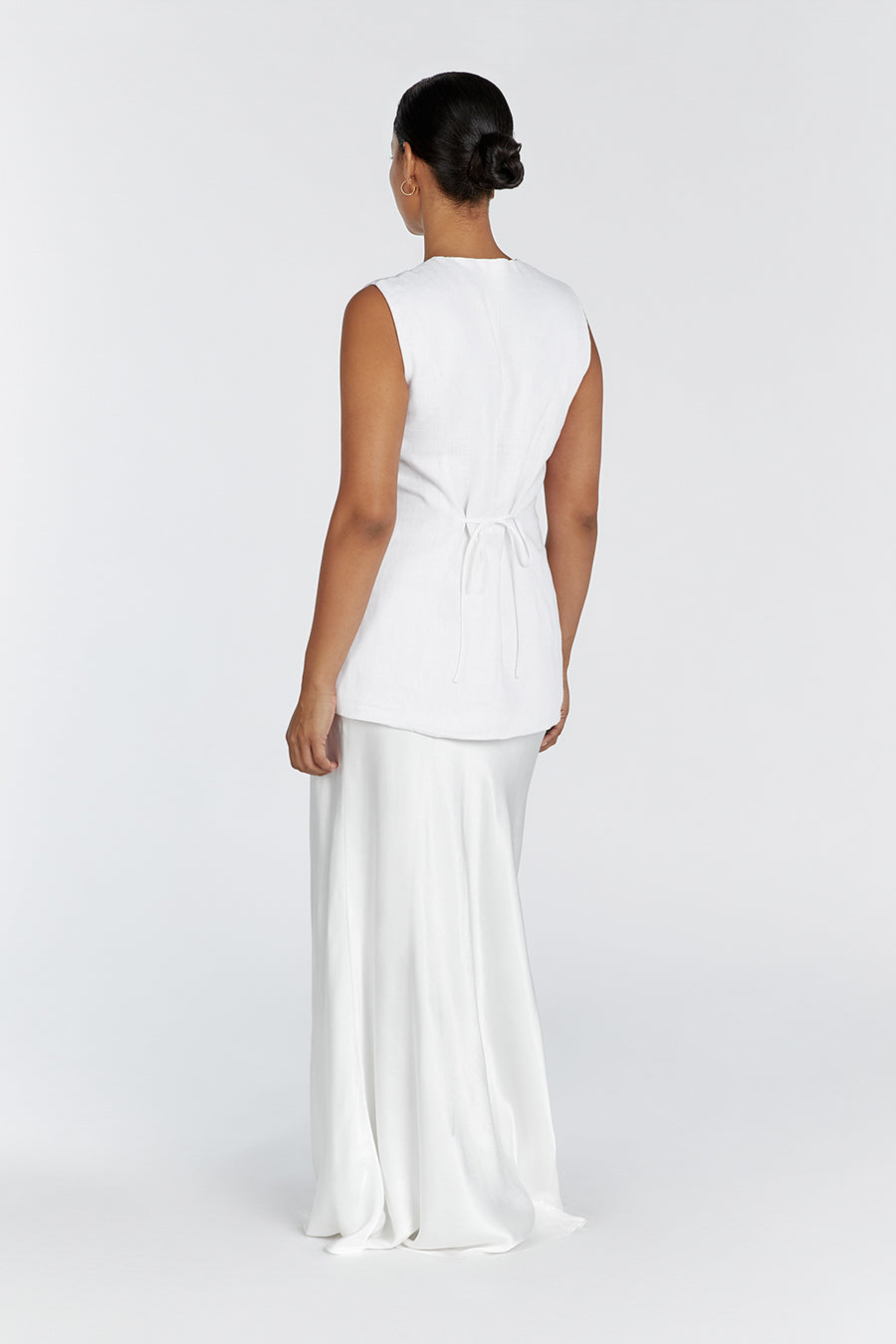 TILLY WHITE LINEN LONGLINE VEST
