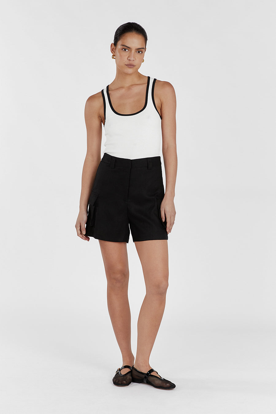 INGRID BLACK LINEN CARGO SHORT
