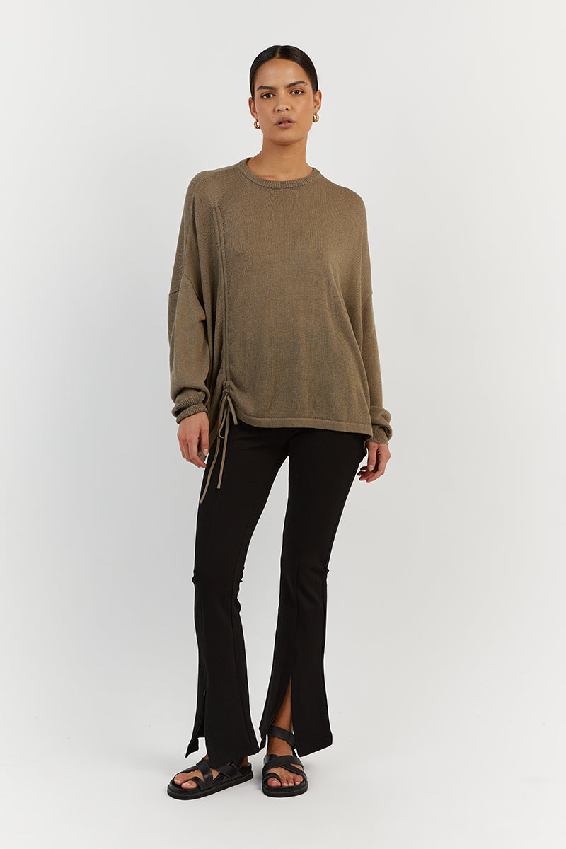 BRADY MOSS OVERSIZED CREW NECK
